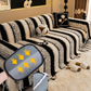 Copridivano in Peluche 🛋️✨🧺 Morbido peluche al tatto, con fondo antiscivolo e lavabile in lavatrice, protegge il divano da macchie e usura e conserva un ambiente di relax confortevole ogni giorno.
