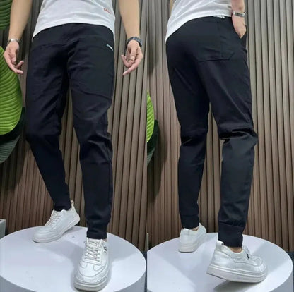 Pantaloni cargo skinny altamente elastici con tasche multiple da uomo👖